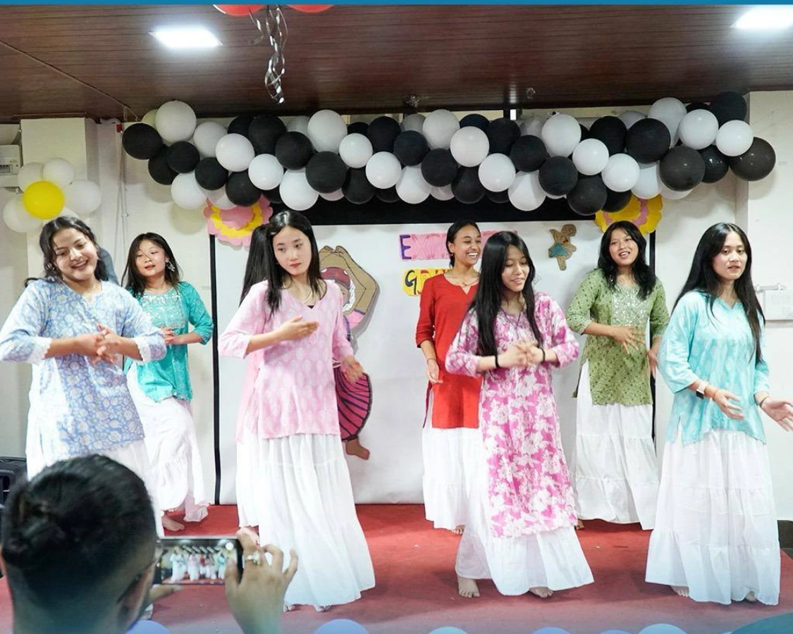 Expression: Group Dance - Day 7