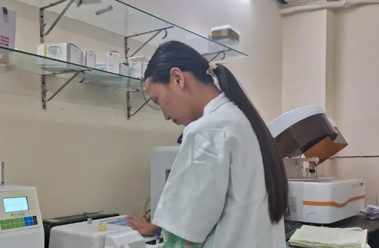 Student in surgical training environment