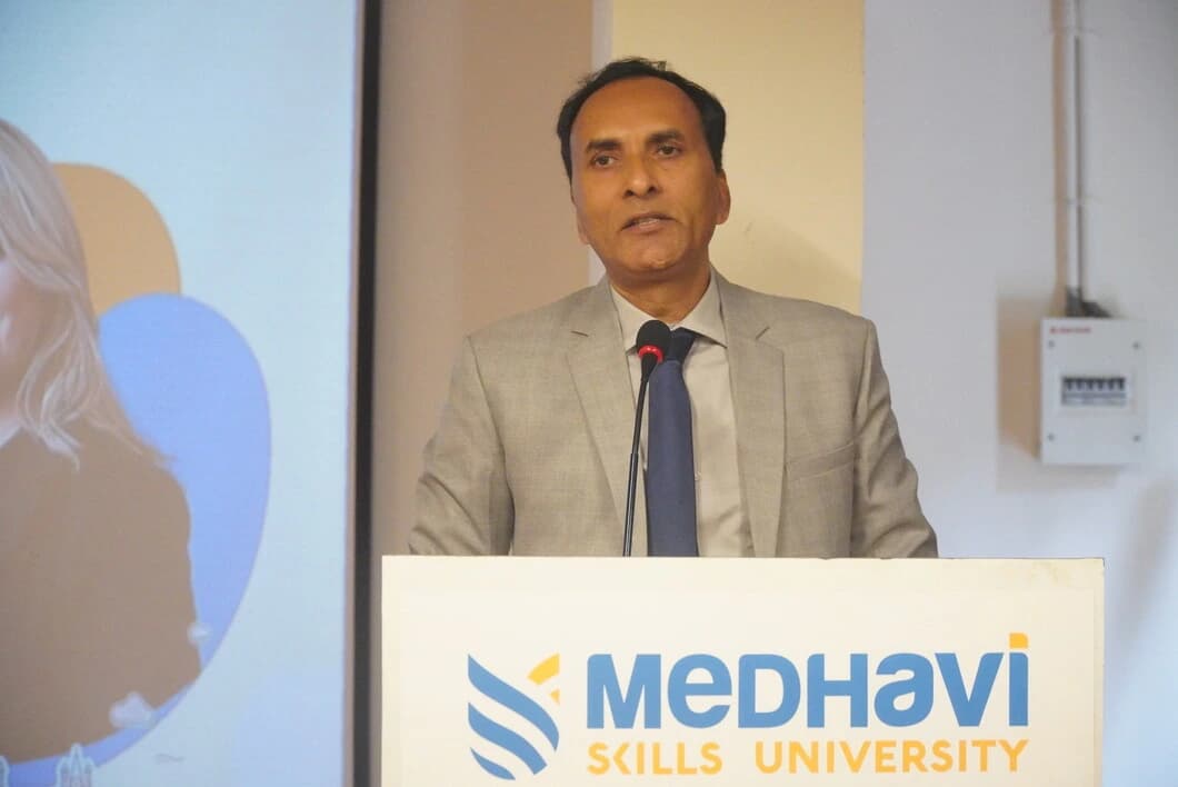 Mr. R. P. Maurya, GM (HR) at Teesta IV Hydroelectric Project at the Pioneering Global Opportunities event