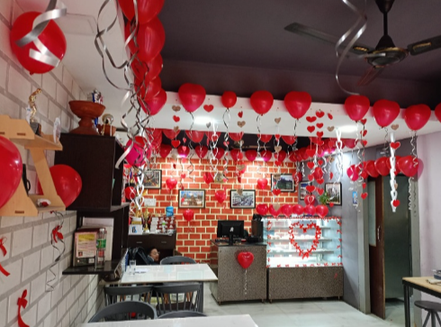 Hospitality Students Showcase Creativity with Valentine’s Day Theme Décor